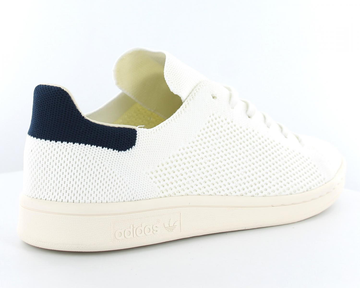 stan smith bleu marine jaune