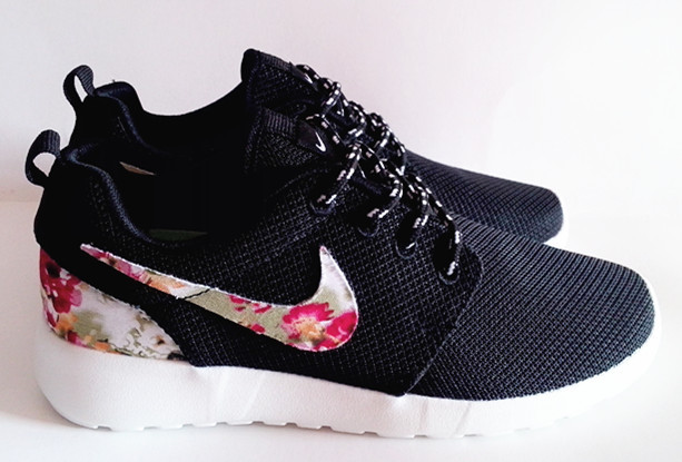 roshe run floral pas cher